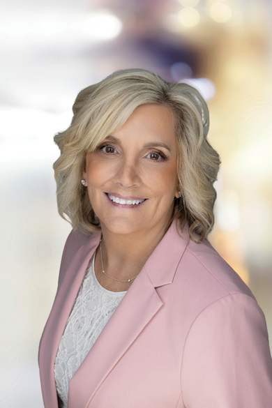 Portrait of Antoinette Cates, REALTOR® | ABR® .